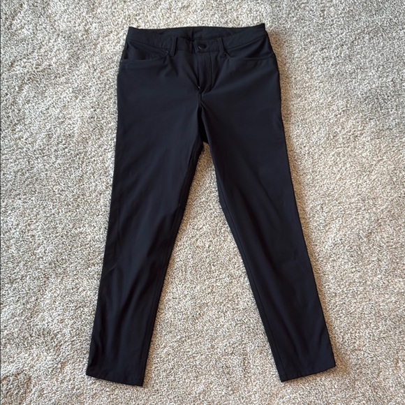 Lululemon ABC Pants- Black Size 30 - Picture 1 of 3